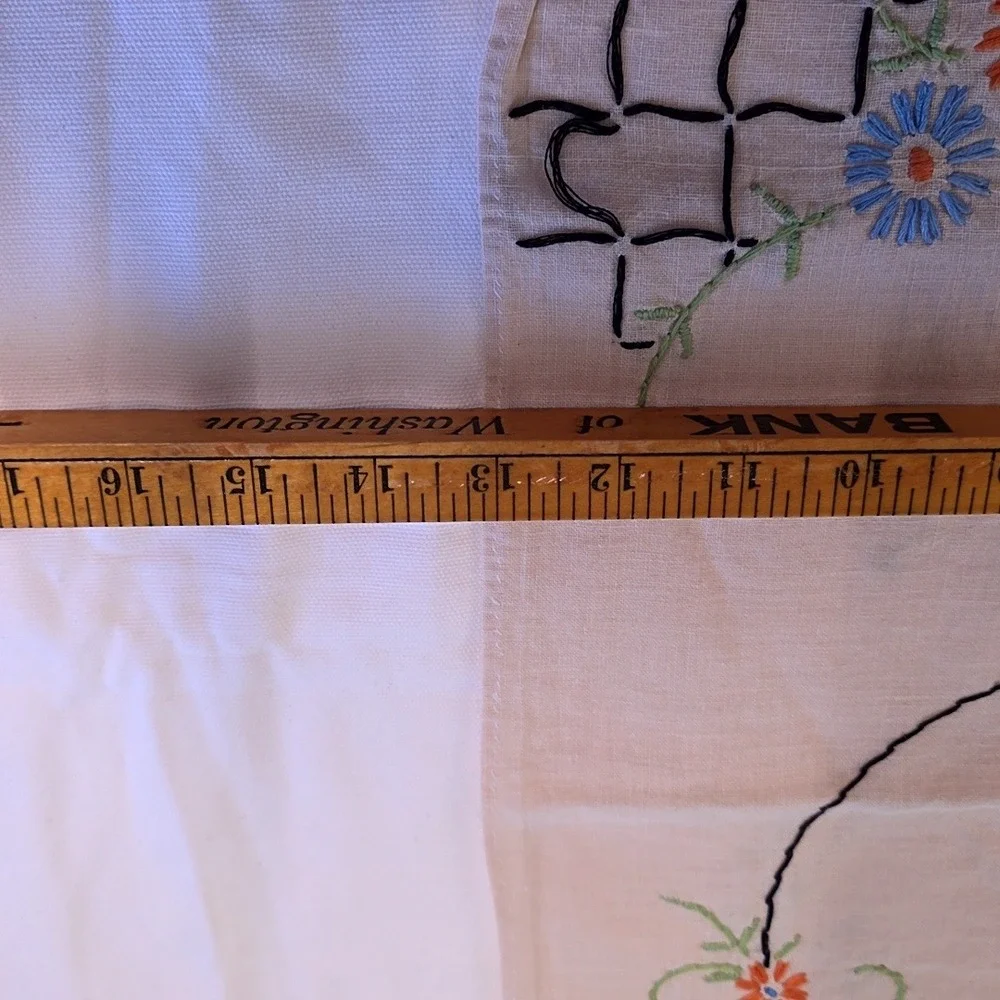 Vintage Embroidered Linens Multicolor Bird Butterfly Floral Set Craft Cutters